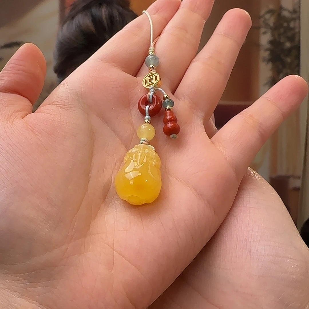 蜜蜡未镶嵌吊坠(赠链)