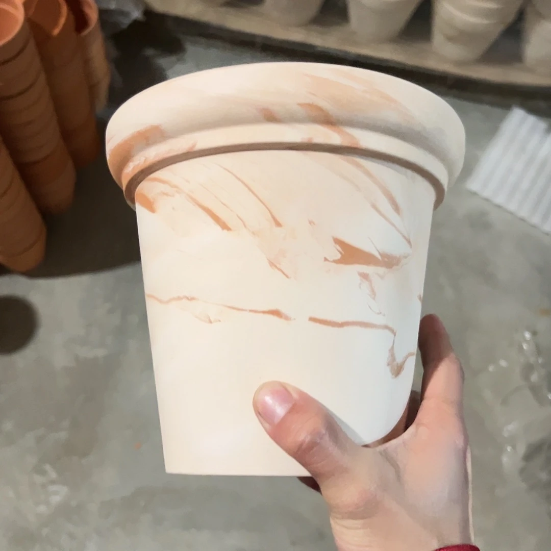 【闪购商品】红陶玛奇朵19口18高1个【微瑕】