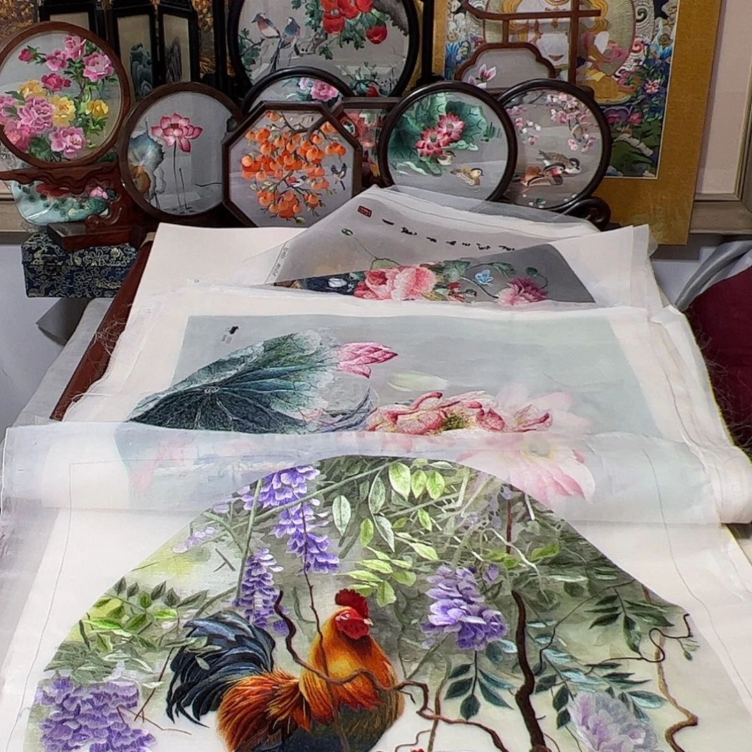 M***a刺绣纯手工刺绣画