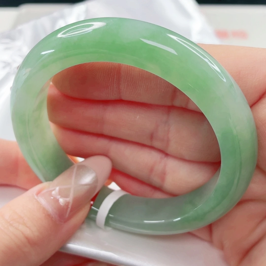 翡翠未镶嵌手镯54.5x69