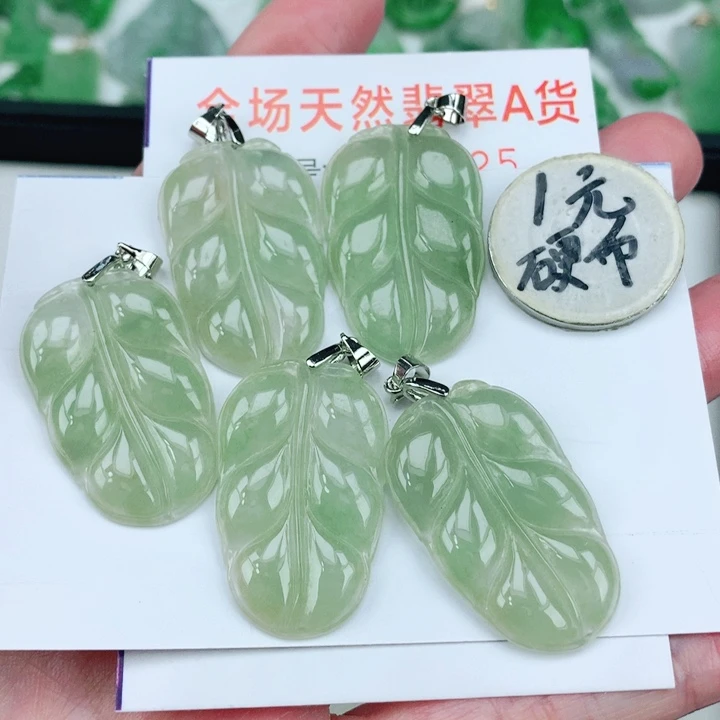 翡翠未镶嵌颈饰多样性发其1