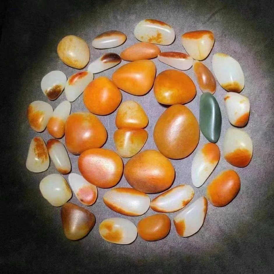 新疆和田小籽山料.独籽 盆景拍前联系客服。