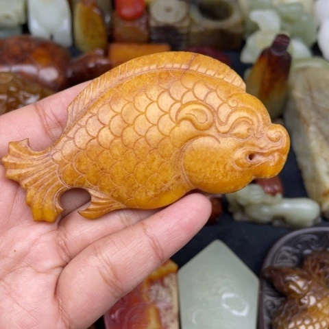 和田玉未镶嵌颈饰97