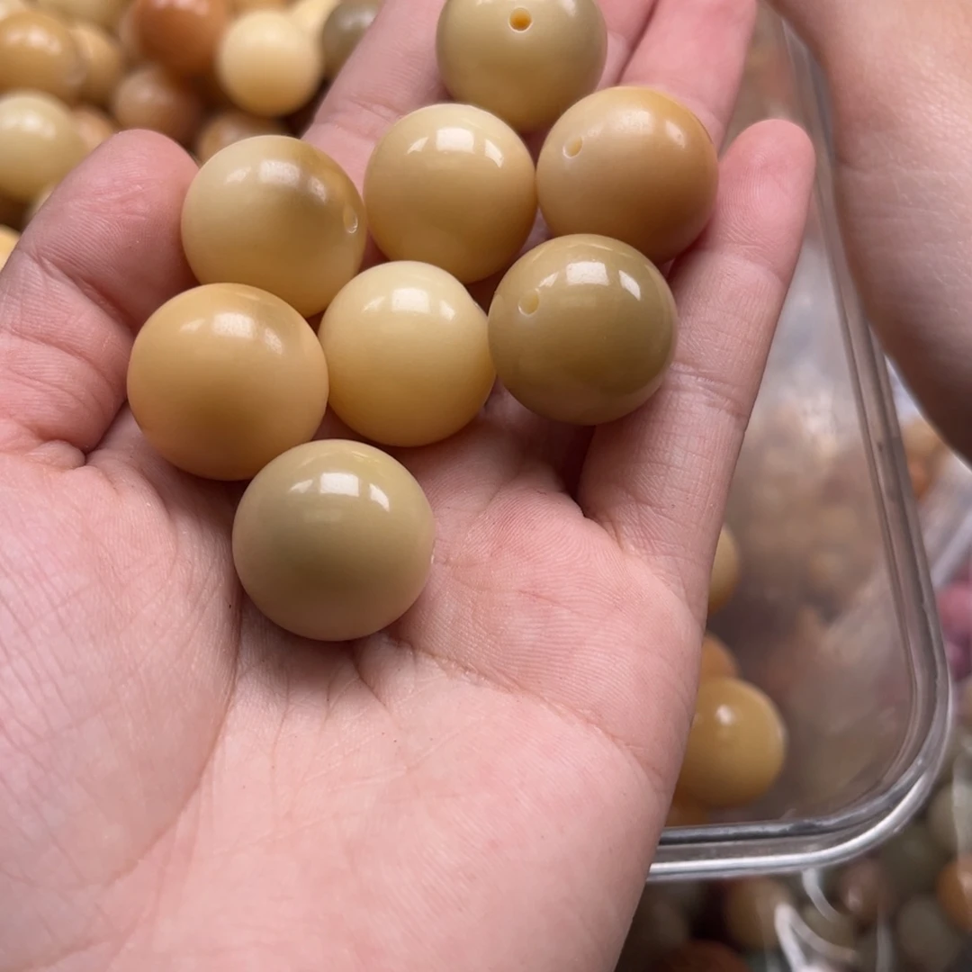 【闪购商品】白玉菩提吊坠z/19 20+5奶黄瑕疵不售后