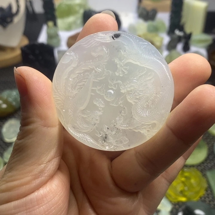 合金蛇纹石玉颈饰