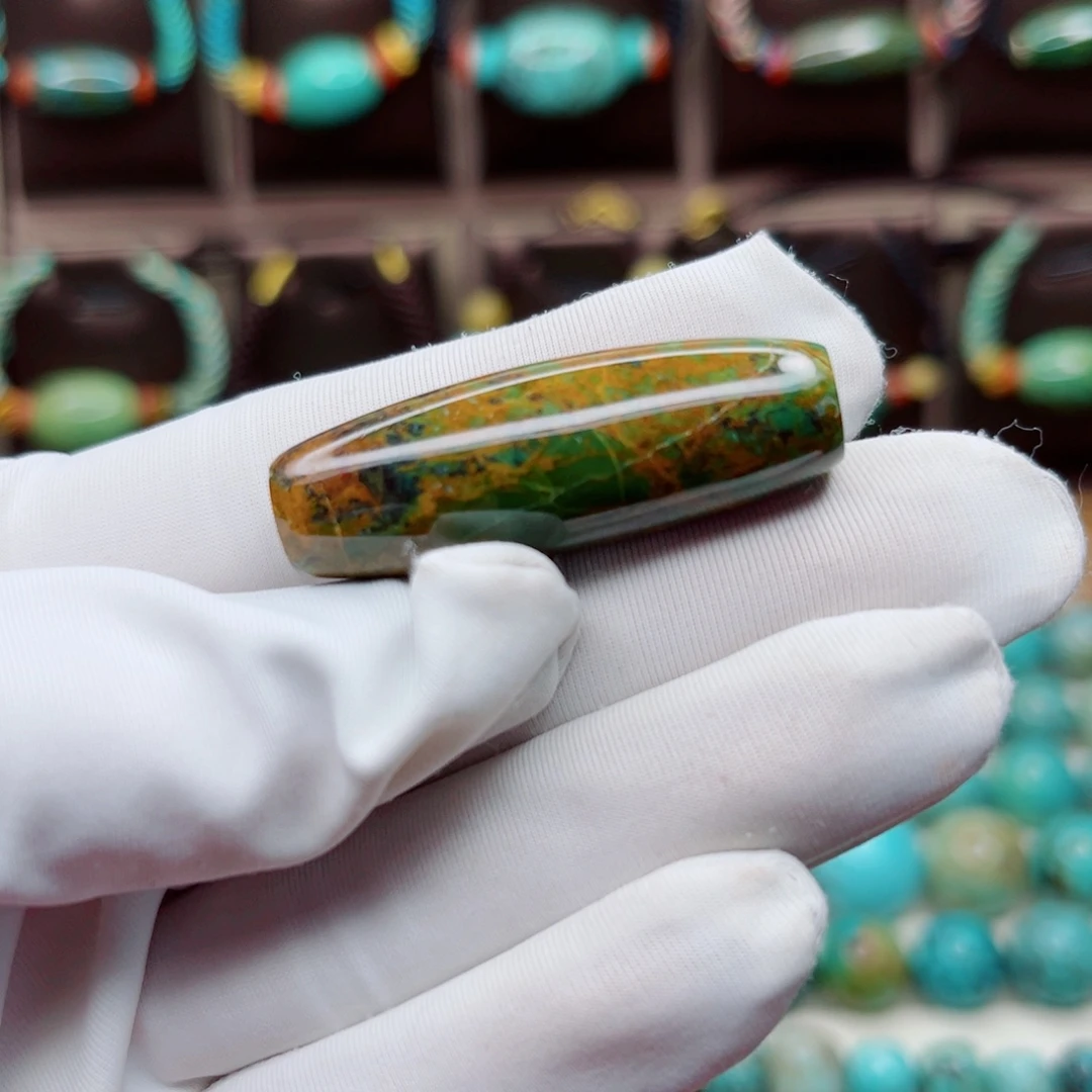 绿松石未镶嵌原矿