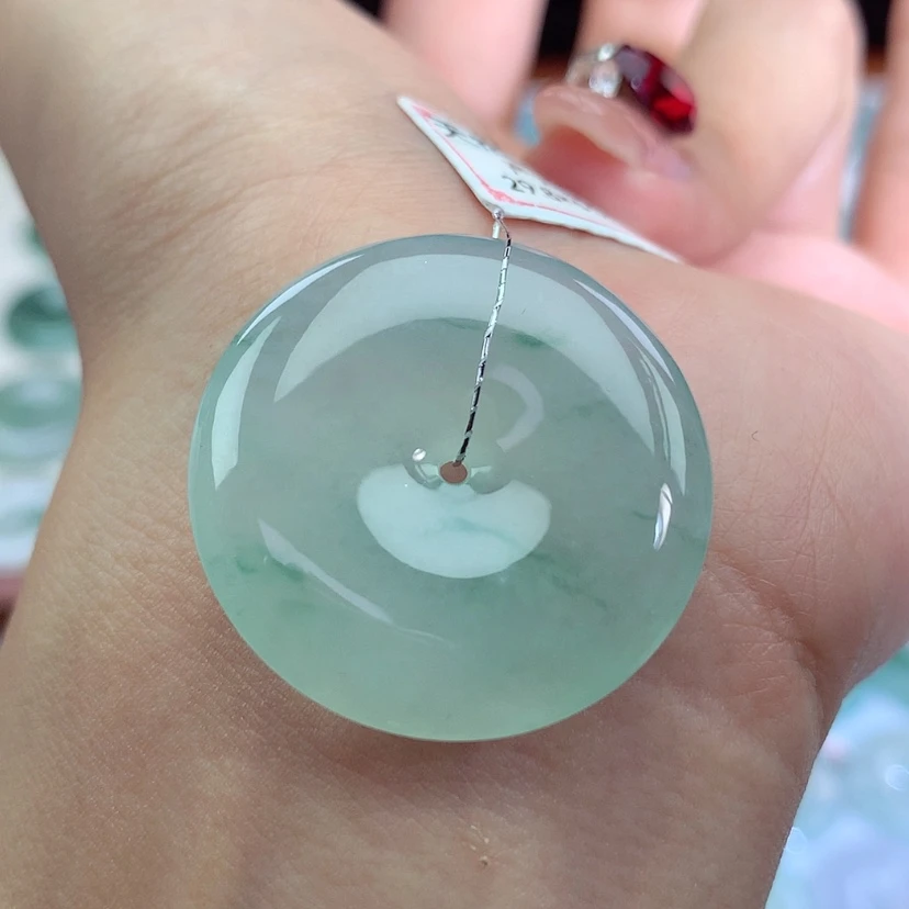 【闪购商品】翡翠吊坠(不含链)未镶嵌