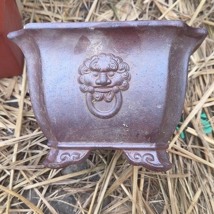 徽***术紫砂和铜合金三色眼影真的好看