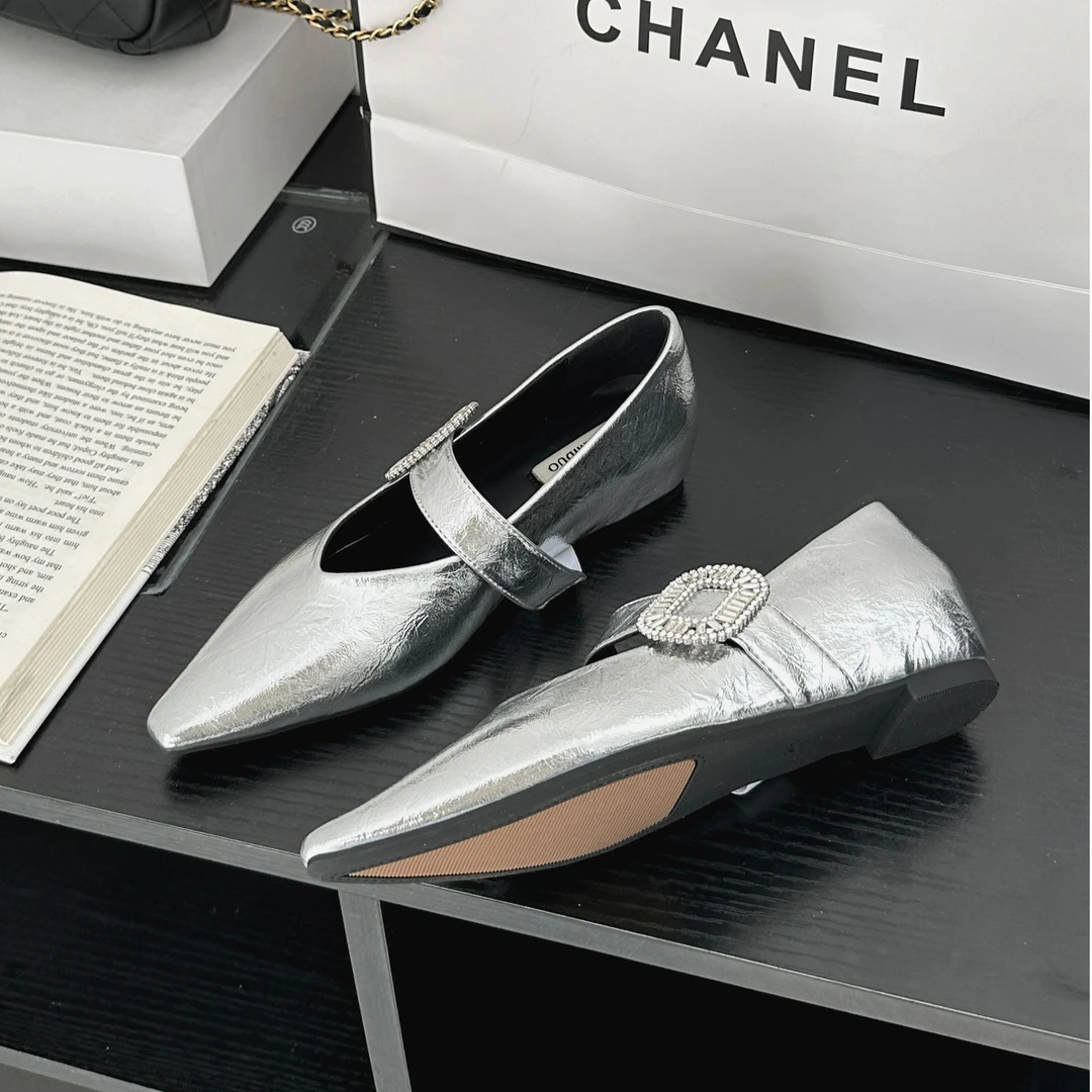 复古内增高玛丽珍法式单鞋气质水钻一字带浅口百搭春季时尚单鞋女