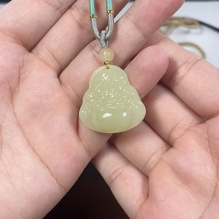 石英质玉未镶嵌颈饰佛公30