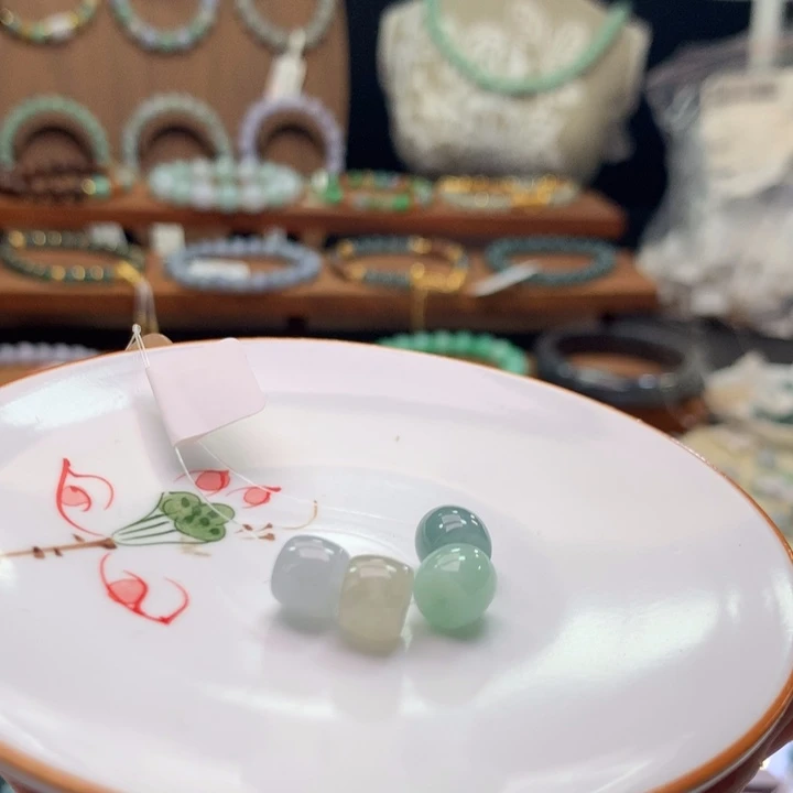 沂***翡翠未镶嵌手链翡翠d29