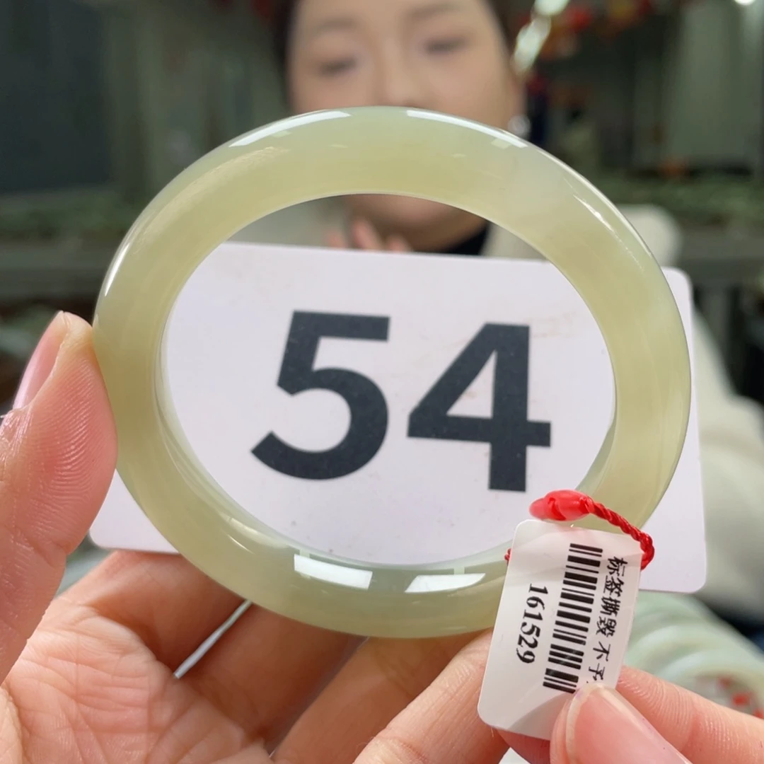 未镶嵌手镯和田玉微瑕