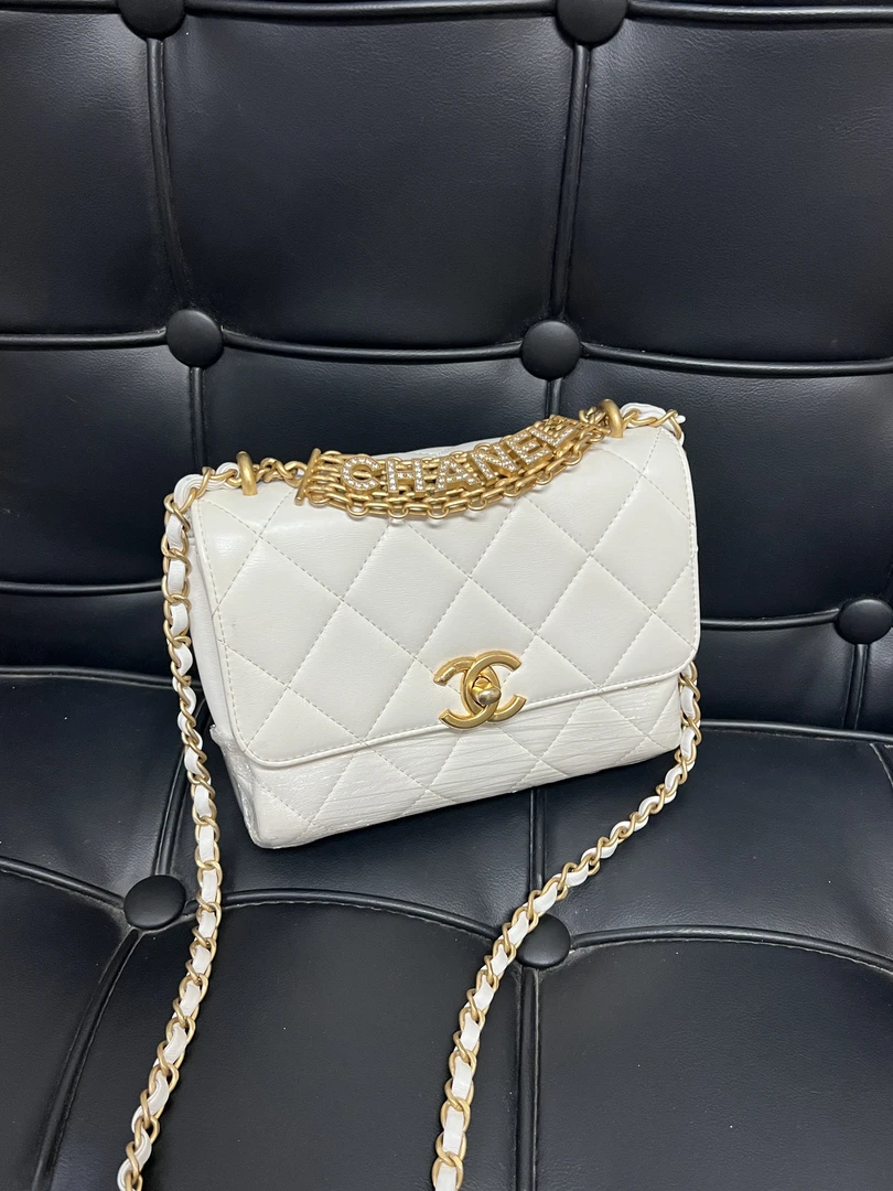 95新 Chanel/香奈儿 8395 白金22s水钻手柄口盖包斜挎包芯片款