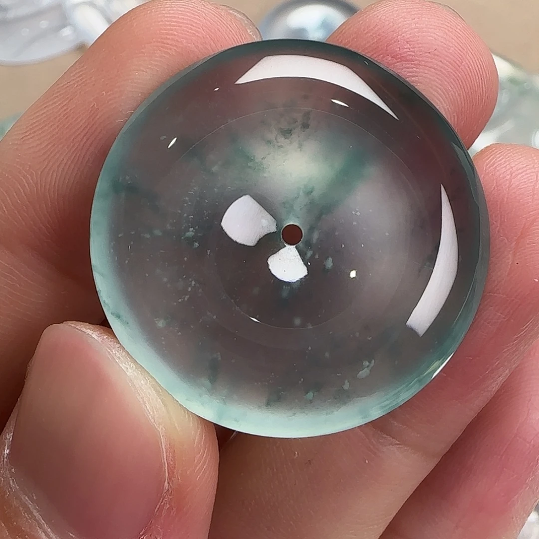 翡翠未镶嵌颈饰