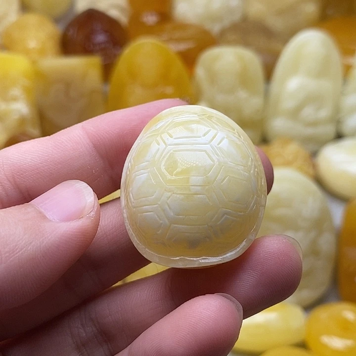 琥珀颈饰未镶嵌丹*金琥珀蜜蜡吊坠
