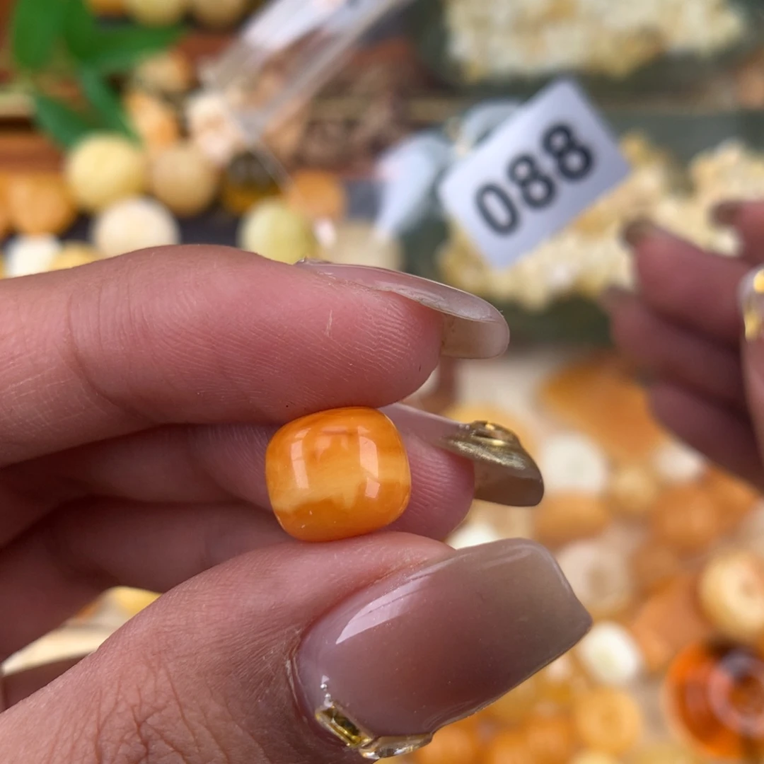 琥珀珠宝奇石未镶嵌10.2