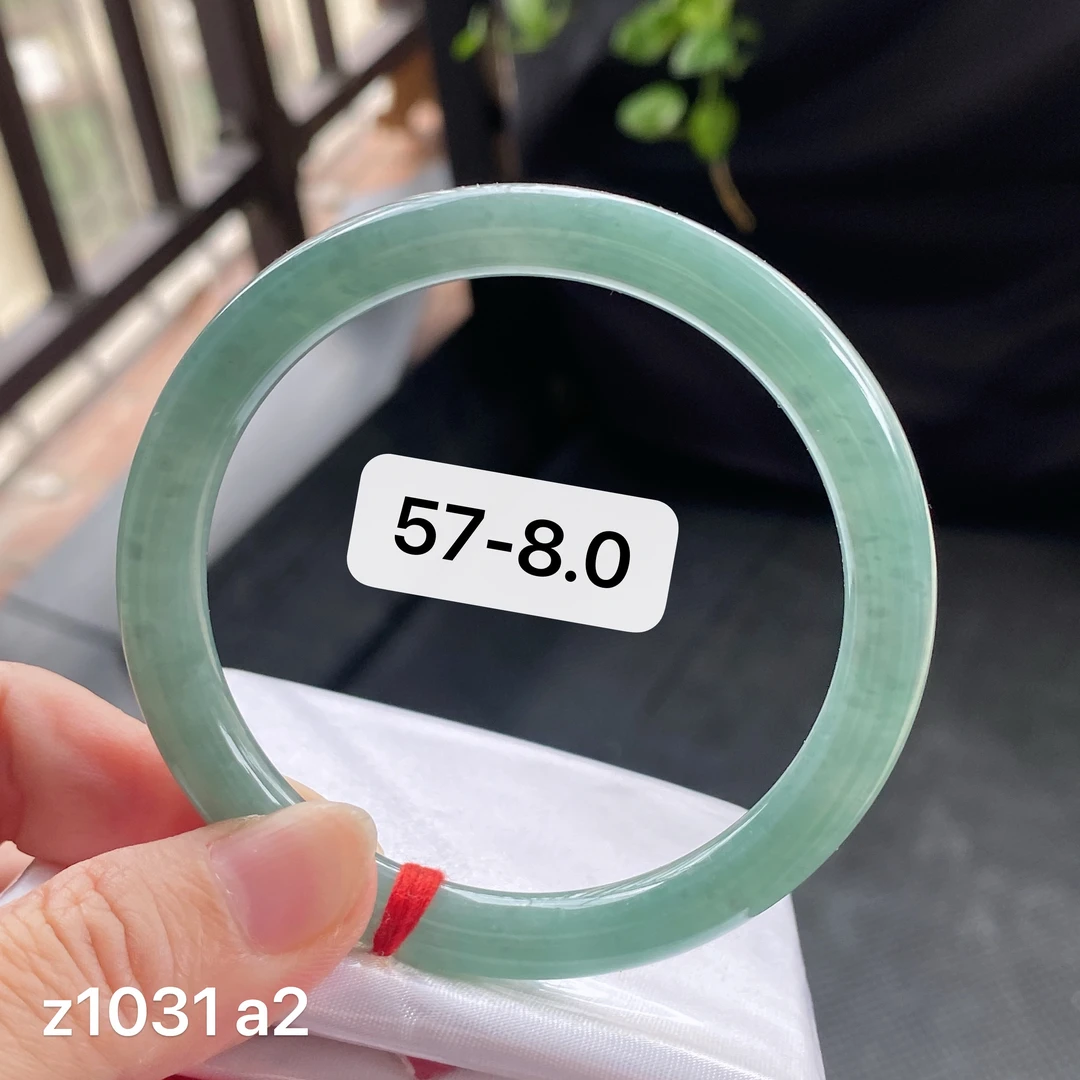 老料危料冰种圆条手镯，天然翡翠A，完美，57圈口的、女款天空蓝冰透