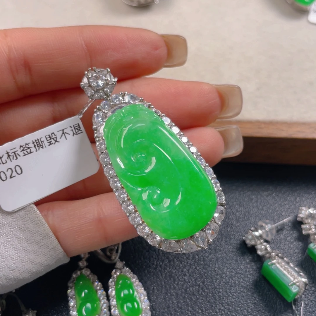 翡翠银S925镶嵌吊坠(不含链)