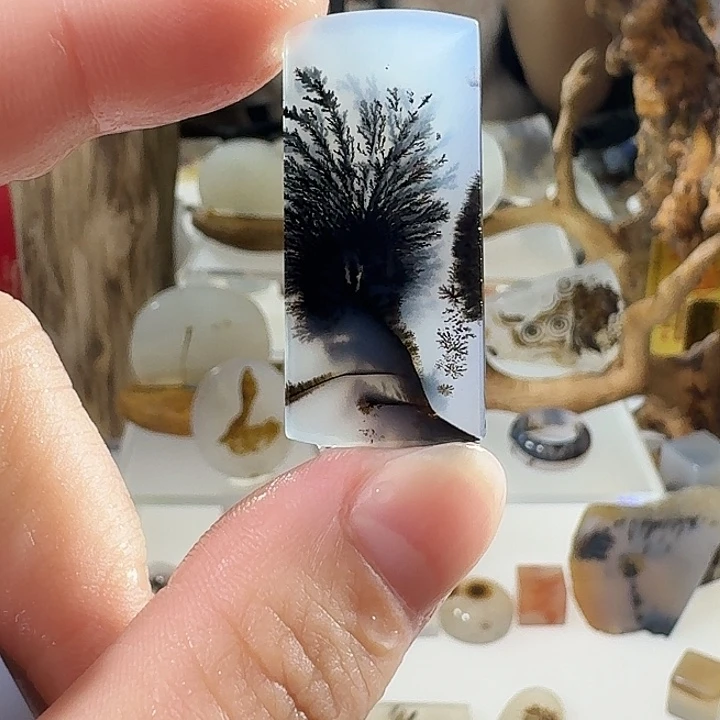 玛瑙/玉髓未镶嵌珠宝奇石