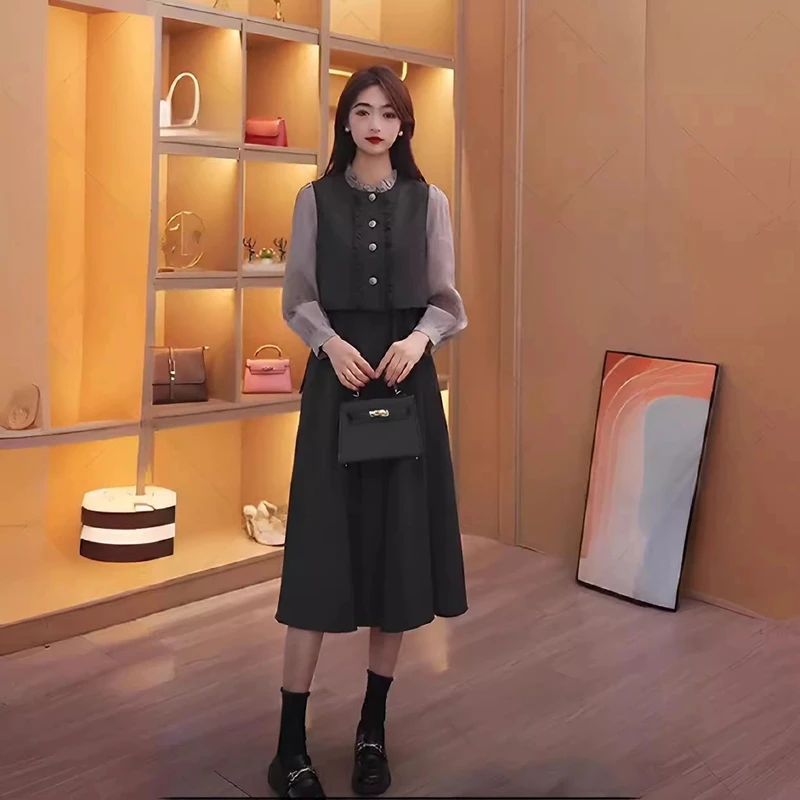 时尚连衣裙女2025春秋新款洋气显瘦假两件设计木耳边系带过膝长裙