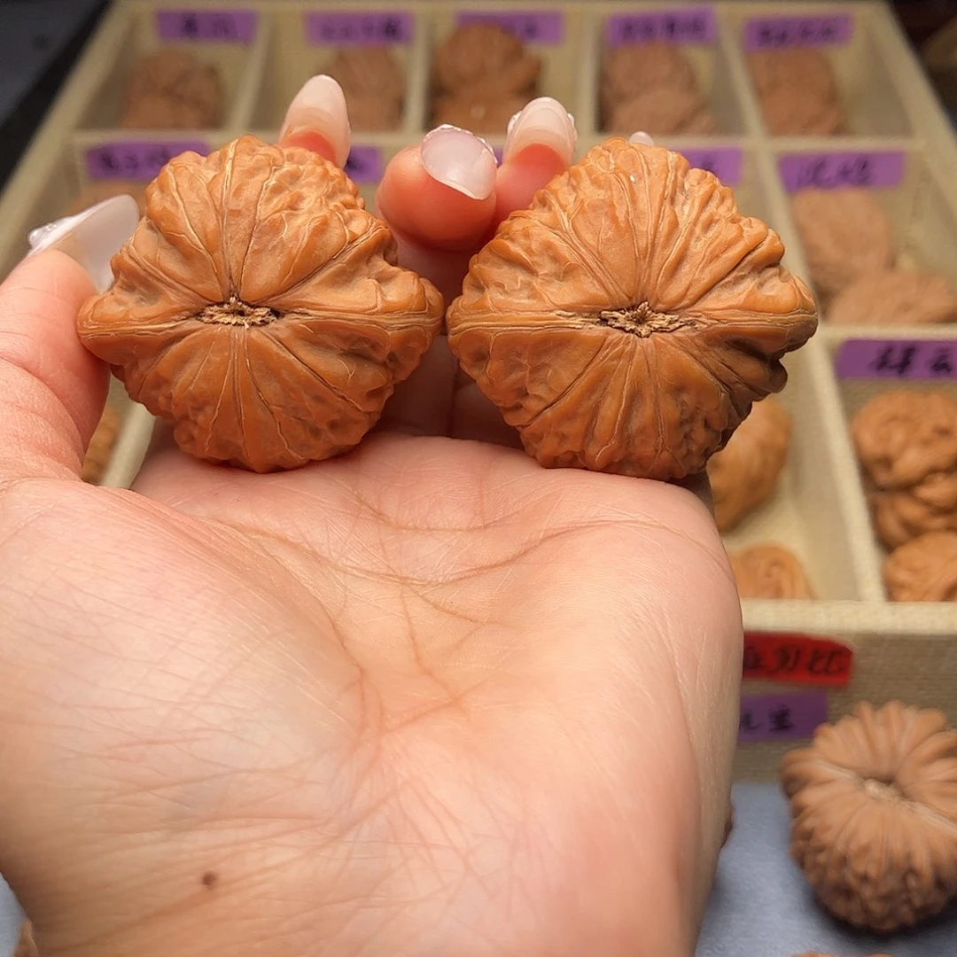 文玩核桃吊坠铁锤42