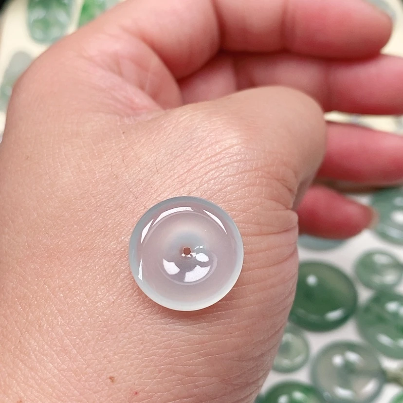 【闪购商品】颈饰未镶嵌翡翠