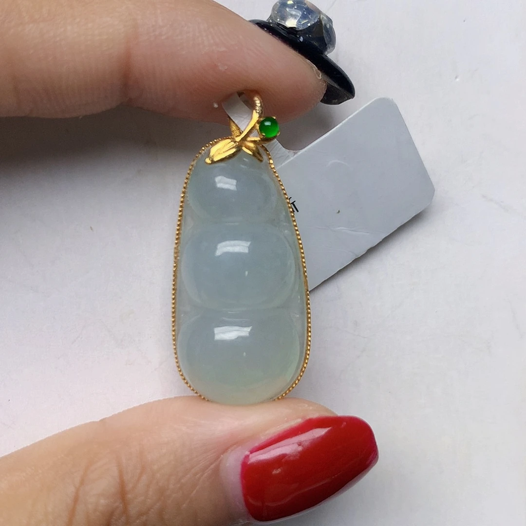 翡翠18K金镶嵌颈饰天然翡翠
