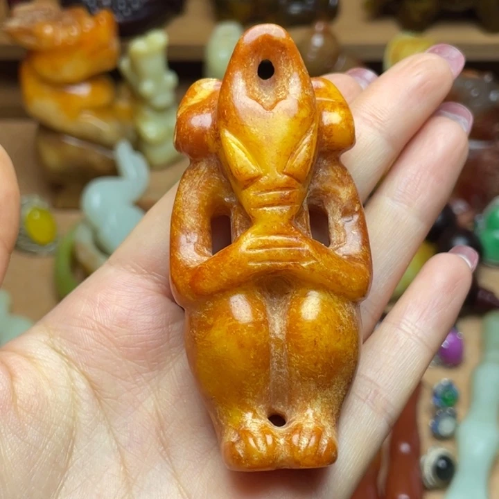 蛇纹石玉未镶嵌颈饰