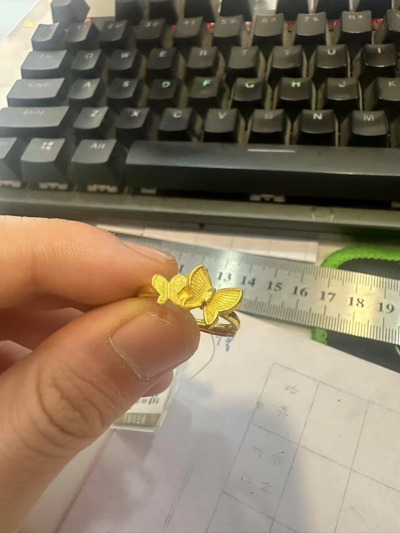 赛菲尔足金999.9蝴蝶戒指
