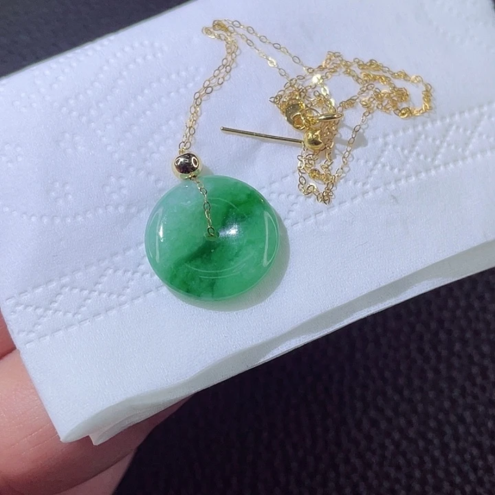 翡翠颈饰18K金镶嵌翡翠