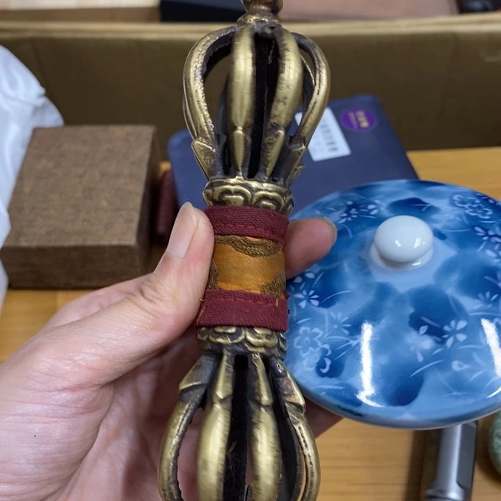 瓷中古工艺品一件