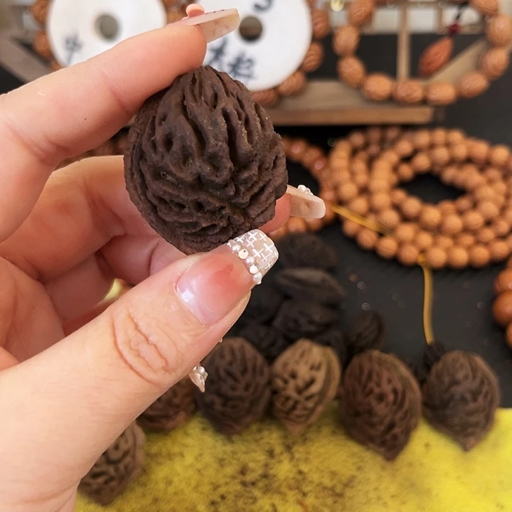 柳***明桃好155868998899