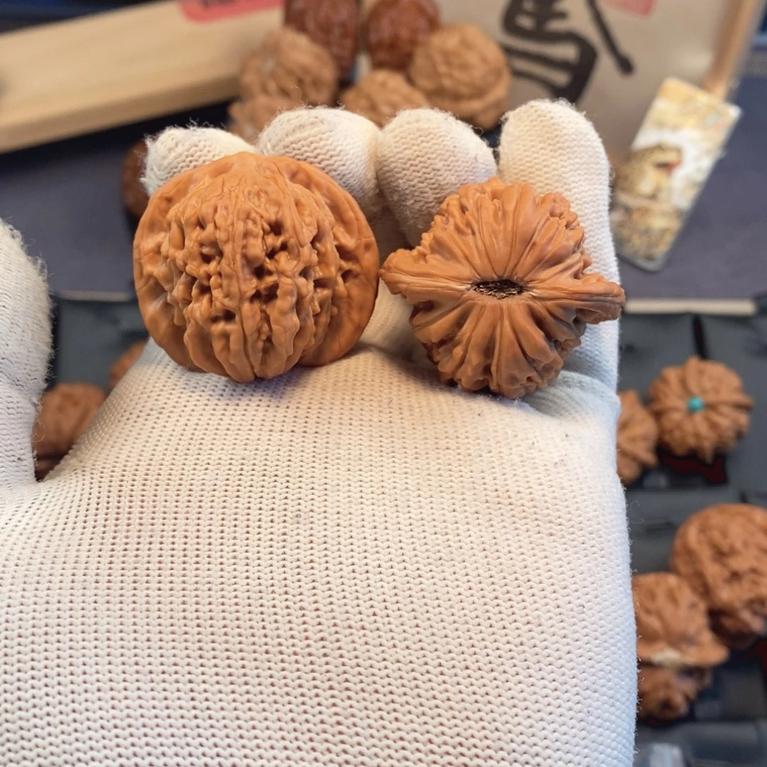 文玩核桃把件福利款38尺挂月峰四座楼