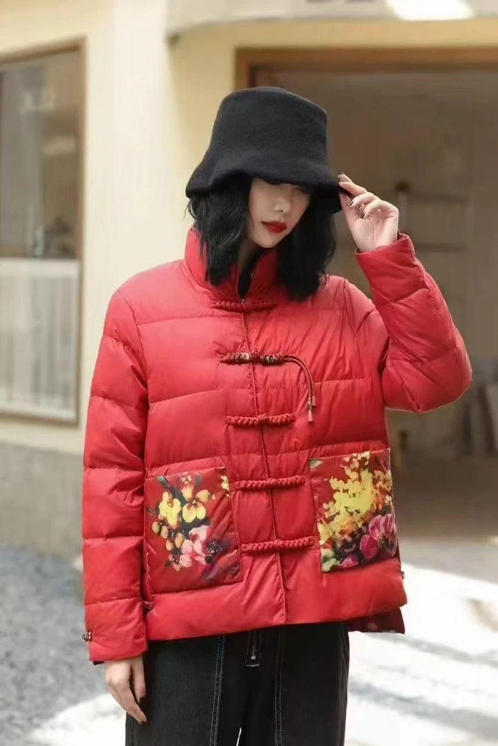 2025大口袋刺绣中老年女装绣花羽绒服保暖复古014