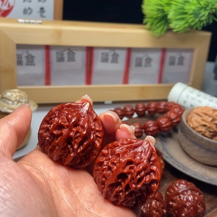 小***哥文玩核桃吊坠大龙大龙大龙大龙
