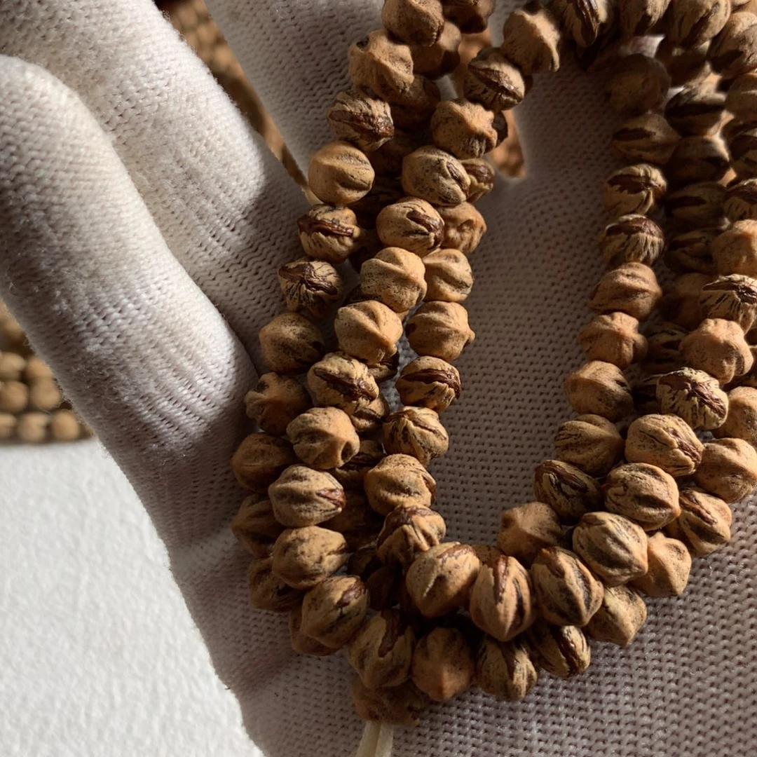 帅***么柏香籽/百香籽吊坠