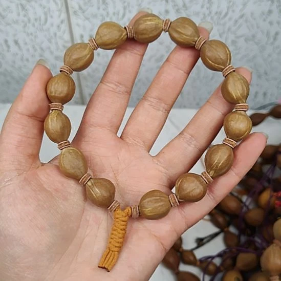 橄榄核吊坠1316尺寸蜜桃手持