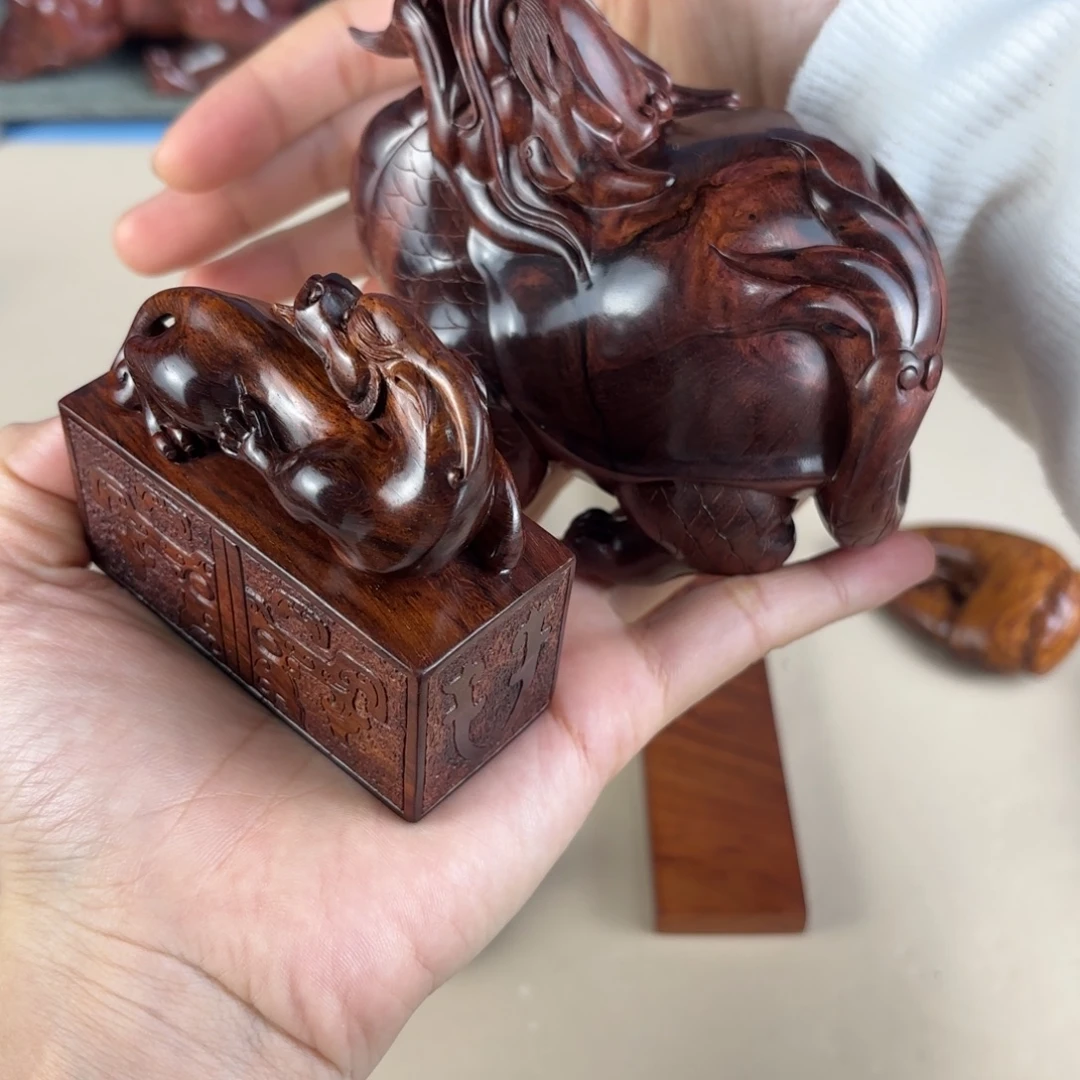 若***谷把件黄花梨/降香黄檀
