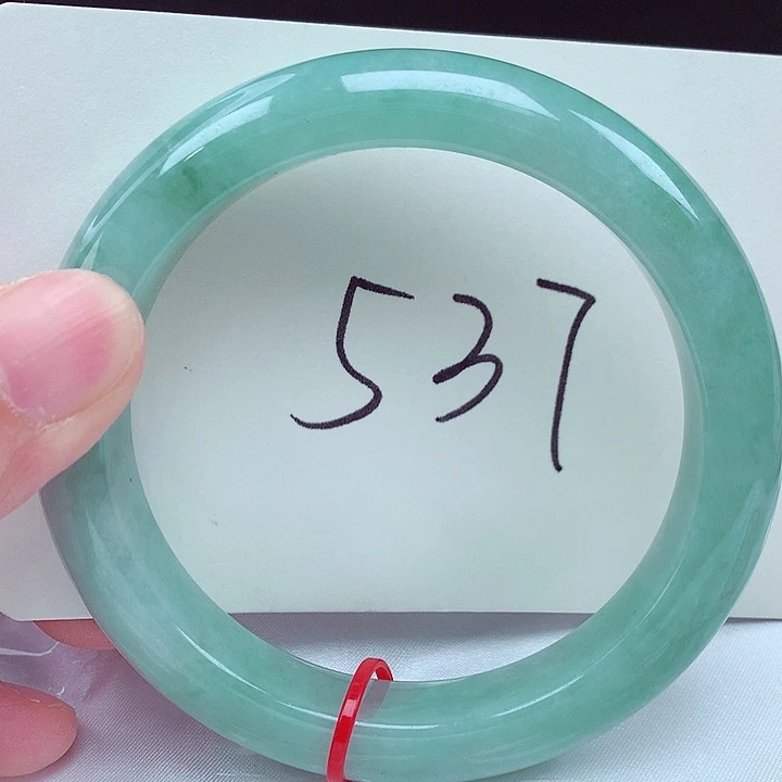 翡翠未镶嵌手镯翡翠