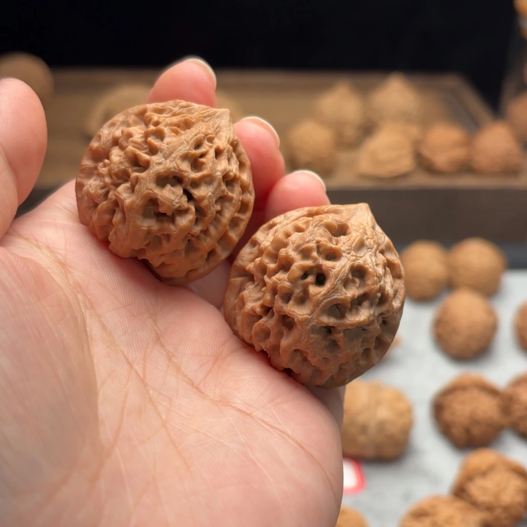 文玩核桃吊坠太行龙纹【3614】