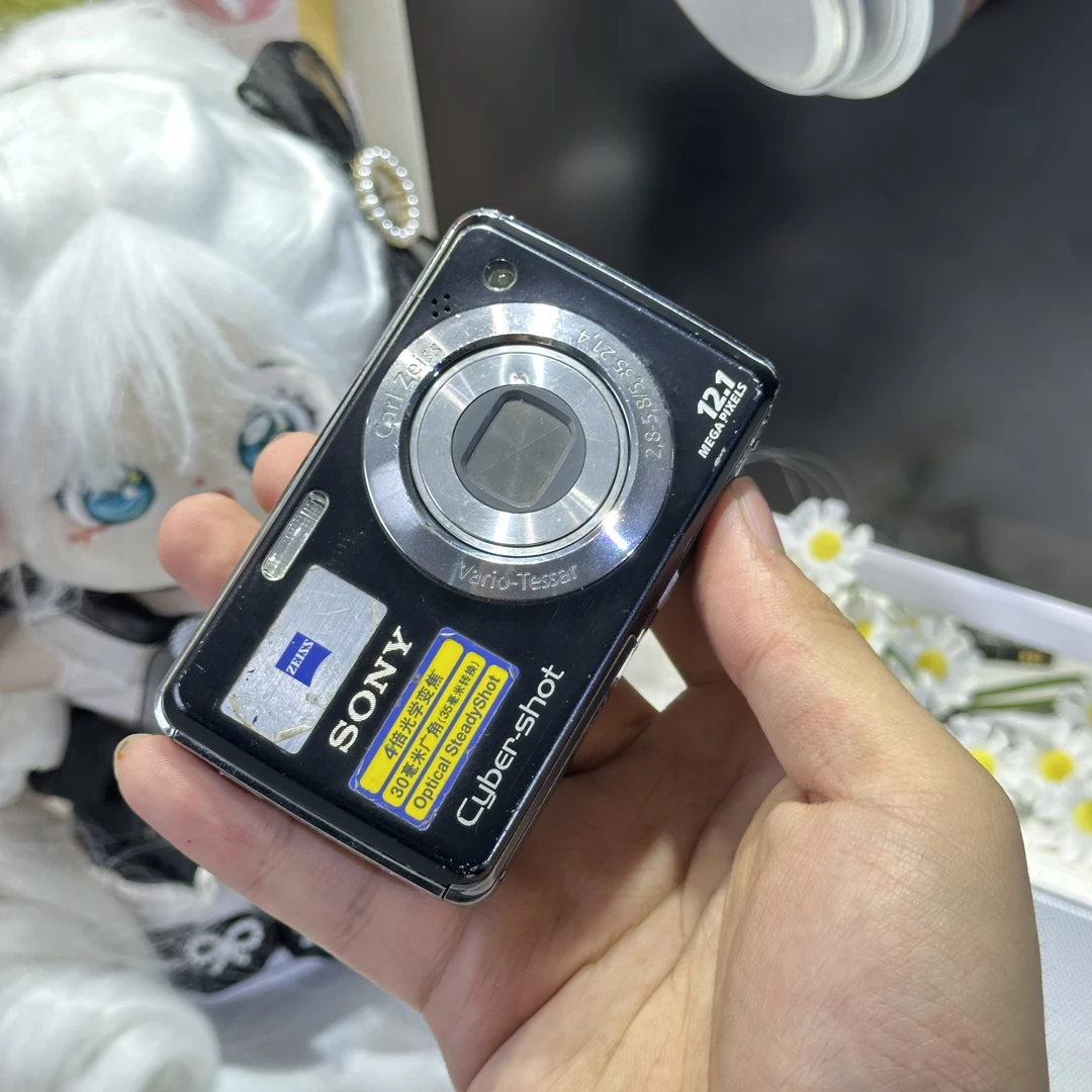 9新 Sony/索尼 索尼w220色彩感好1200万胶片感适合新手带配件