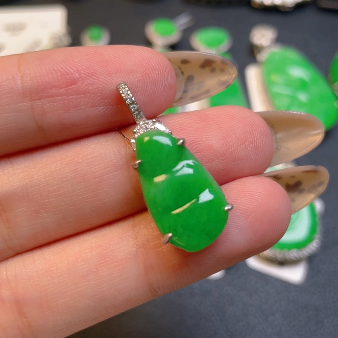 翡翠银S925镶嵌颈饰