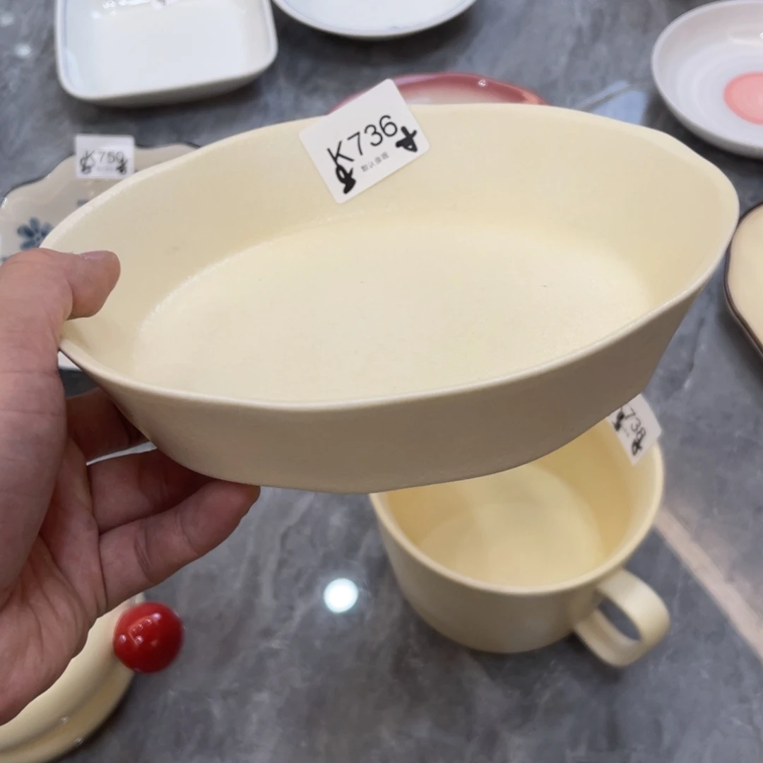 陶瓷微瑕餐具介意勿拍，满18飞！