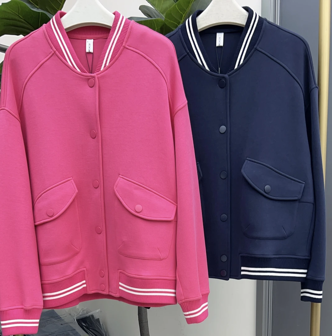 水淼修身显瘦棒球服外套8021