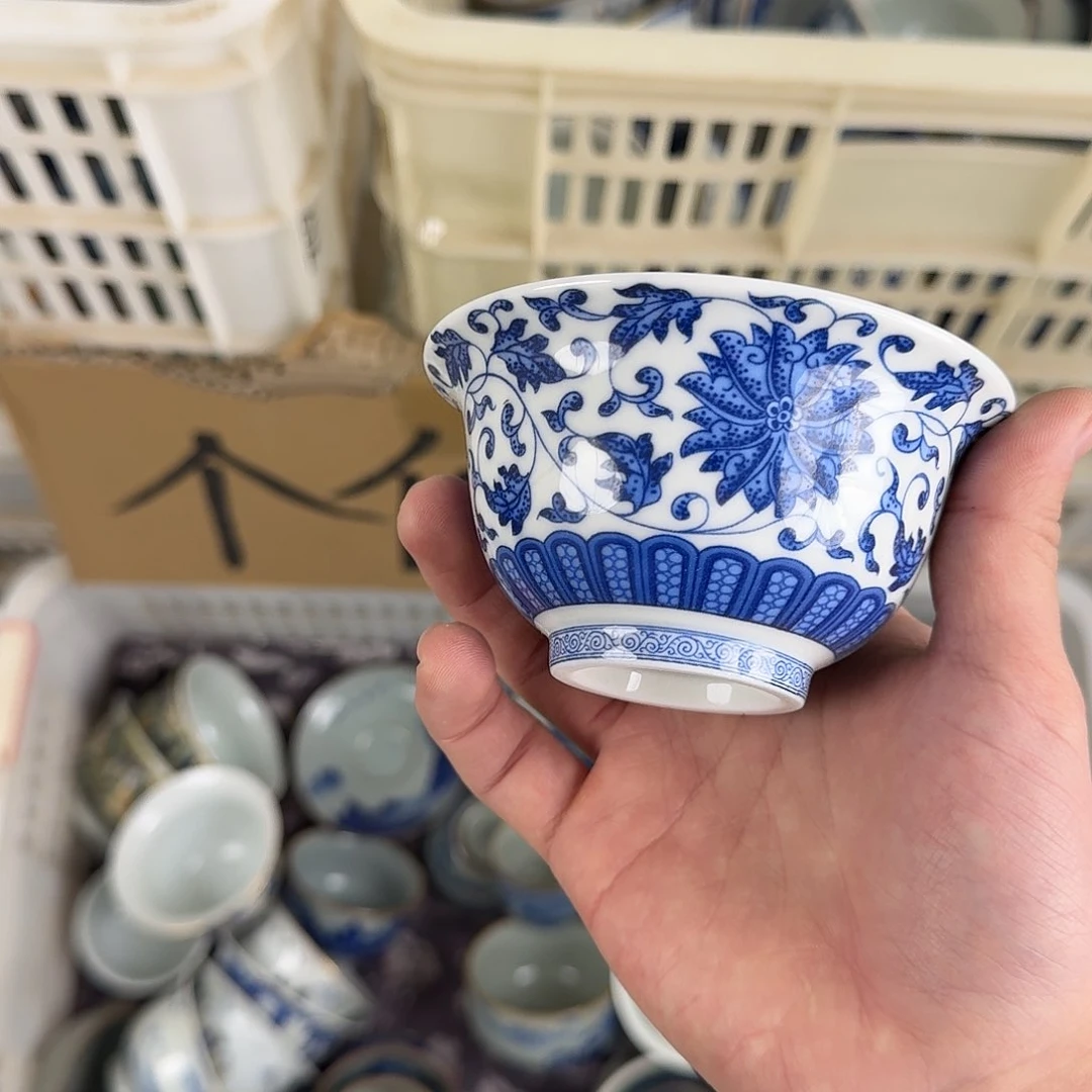 缠枝莲压手杯的的的