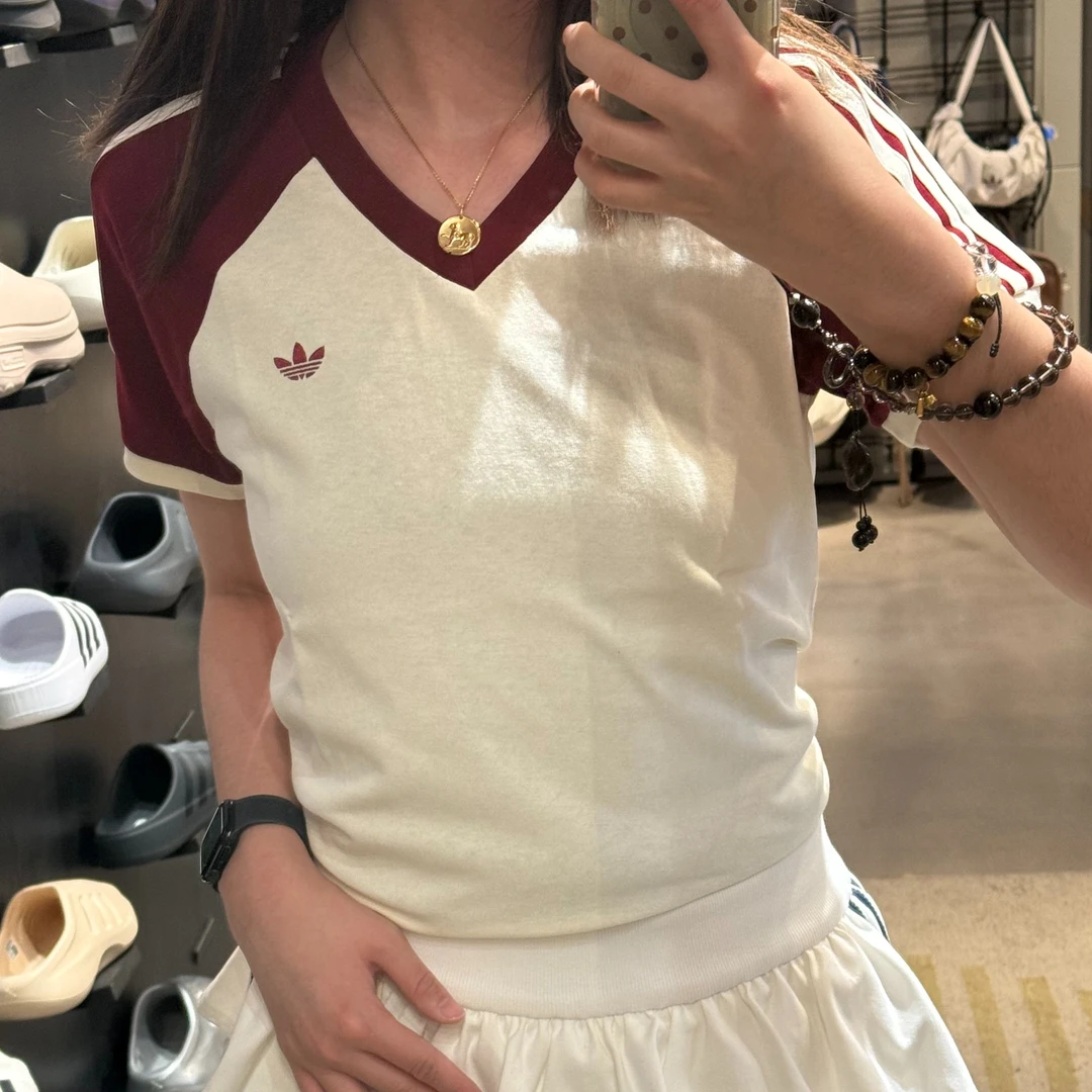 adidas 三叶草新款V领修身舒适时尚短袖  KF0316 KE6163