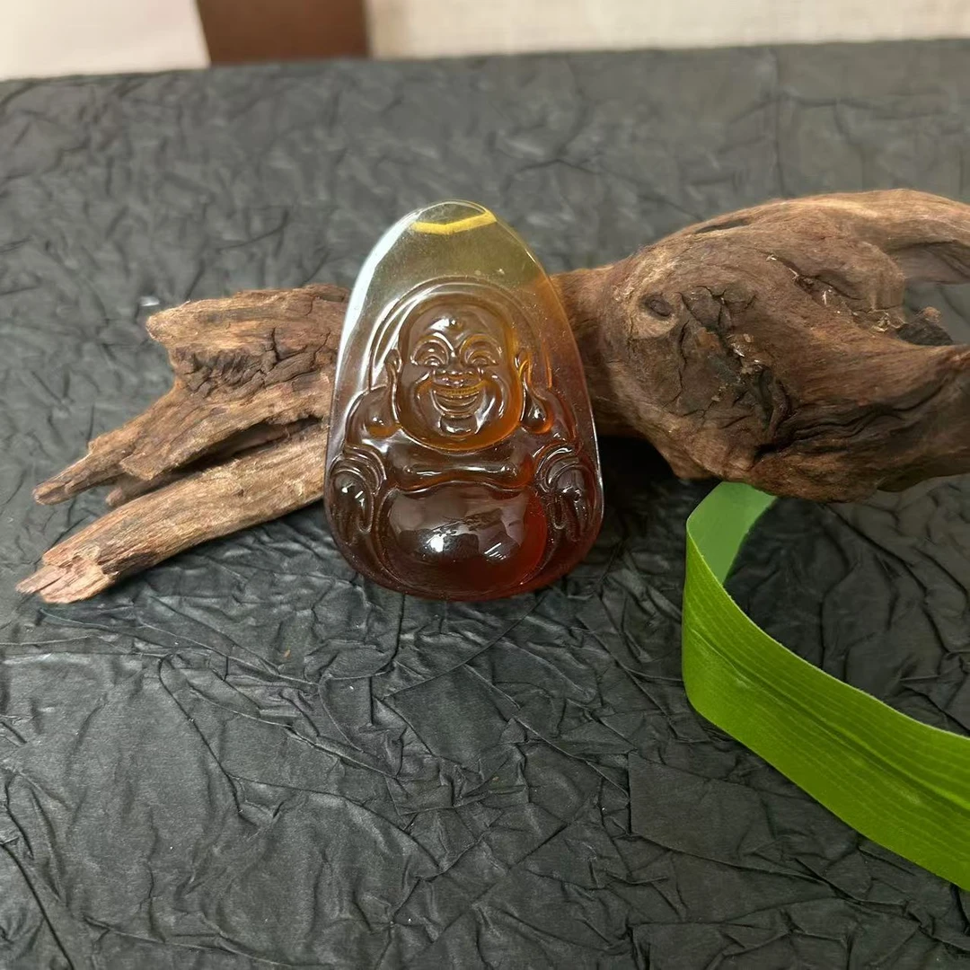 缅甸棕红珀佛公吊坠