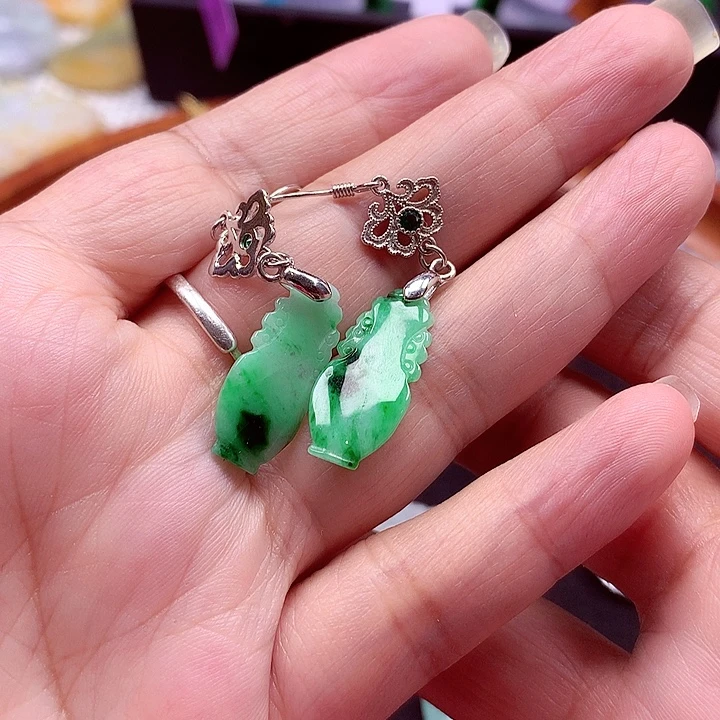 翡翠银S925镶嵌颈饰翡翠