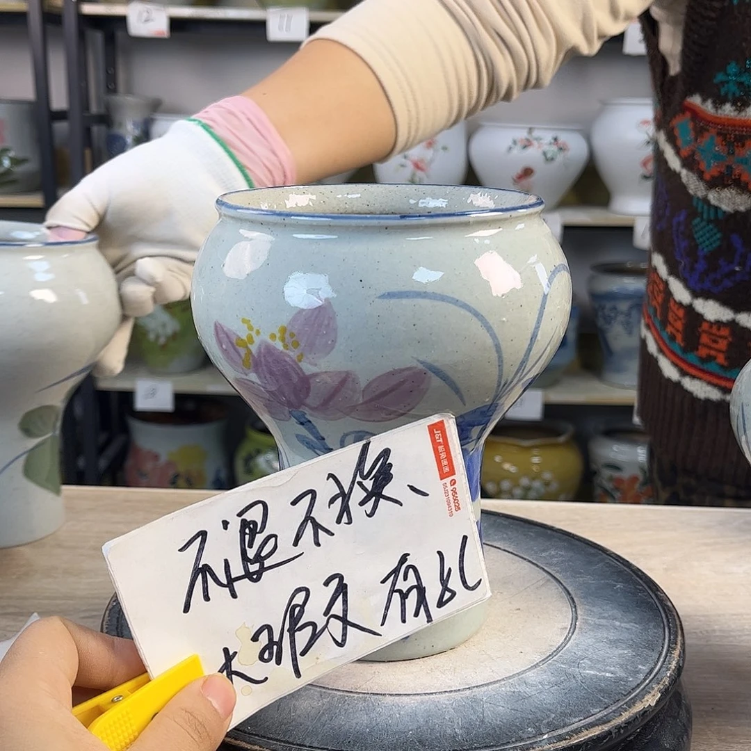 罐小***竣1xc景德镇陶瓷花瓶