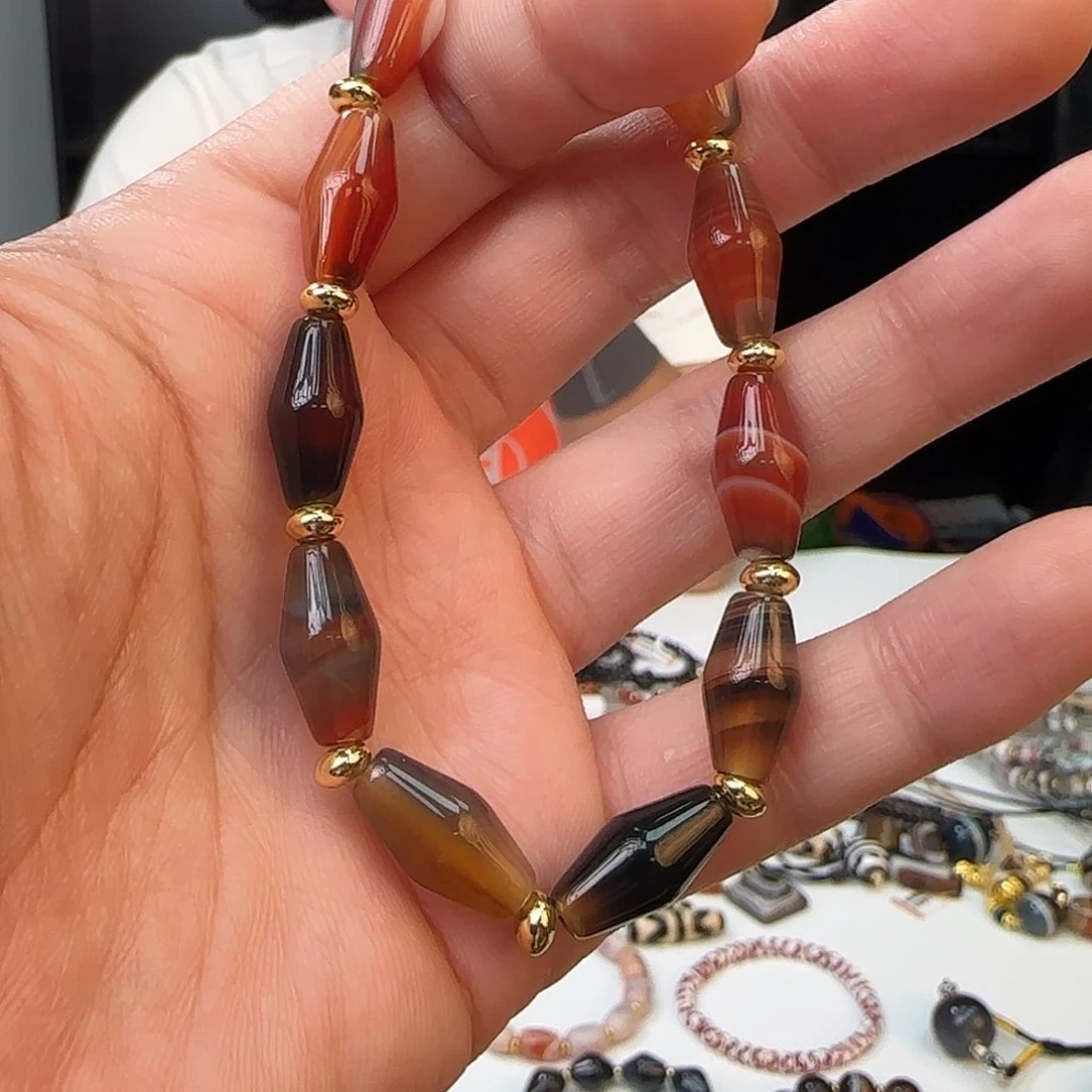 未镶嵌手链玛瑙/玉髓u****1多样性发货